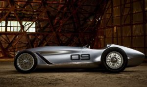 Prototype 9 er en retro racer med en Nissan Leaf indeni 6 INFINITI Prototype 9 09 1020x610