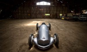 Prototype 9 er en retro racer med en Nissan Leaf indeni 8 INFINITI Prototype 9 14 1020x610