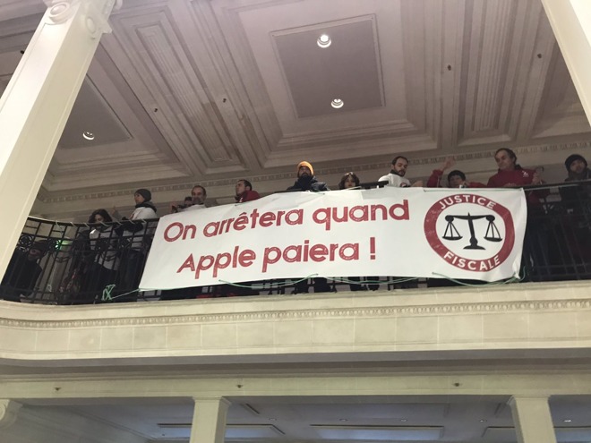 Apple Stores besættes af aktivister