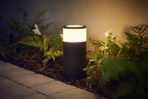 Philips Hue klar med udendørs belysning: Hue Outdoor 3 Philips Hue outdoor Calla pedestal