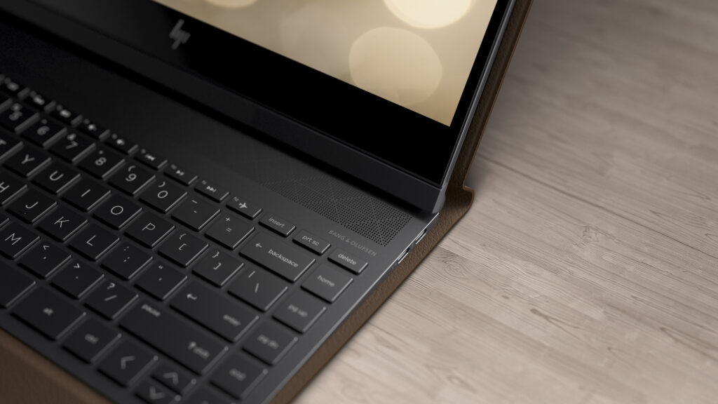 HP Spectre Folio 13 Godzilla CognacBrown T IRcam nonODD nonFPR ScrnSS Hero SpeakerTable