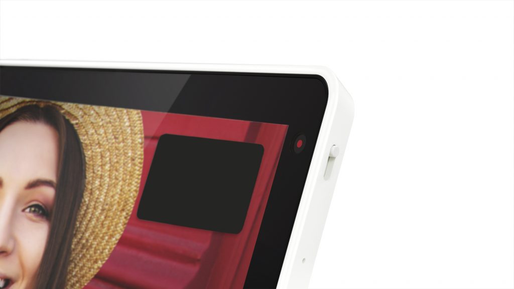 Kan du ikke vente på Google Nest Hub Max? Nu lancerer Lenovo Smart Display 2 02 Smart Display Closeup Shutter Closed