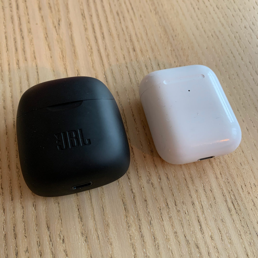 Anmeldelse: JBL Tune 220TWS 3 JBL Tune 220TWS