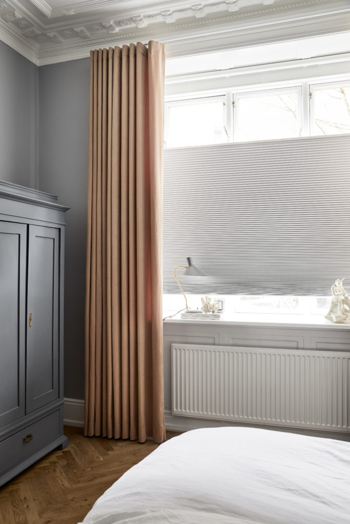 Anmeldelse: Luxaflex smarte gardiner 5 Duette of stofgardiner