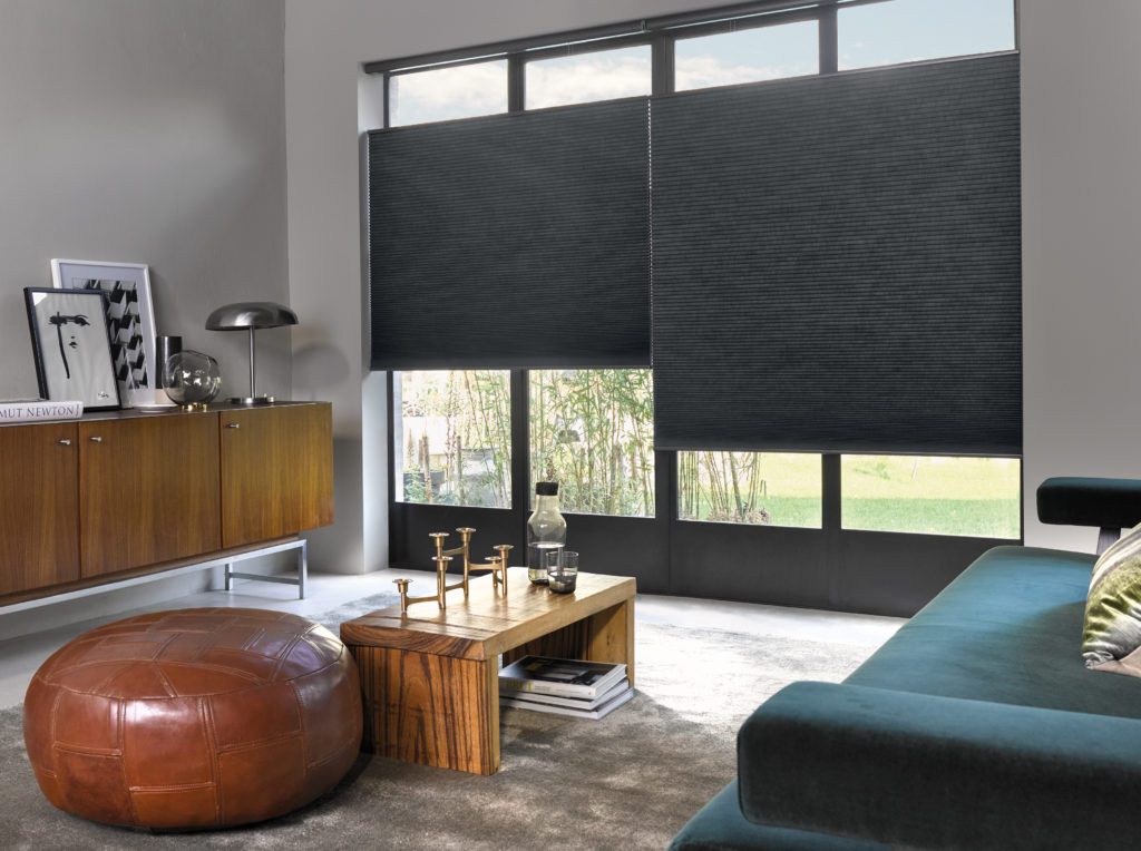 Anmeldelse: Luxaflex smarte gardiner 7 Duette stue