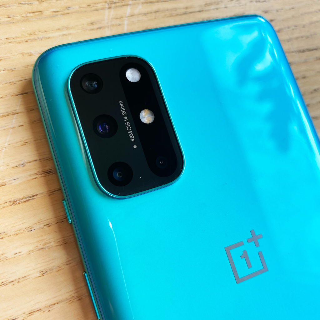 Anmeldelse: OnePlus 8T 2 2020 1014 oneplus 8t 002