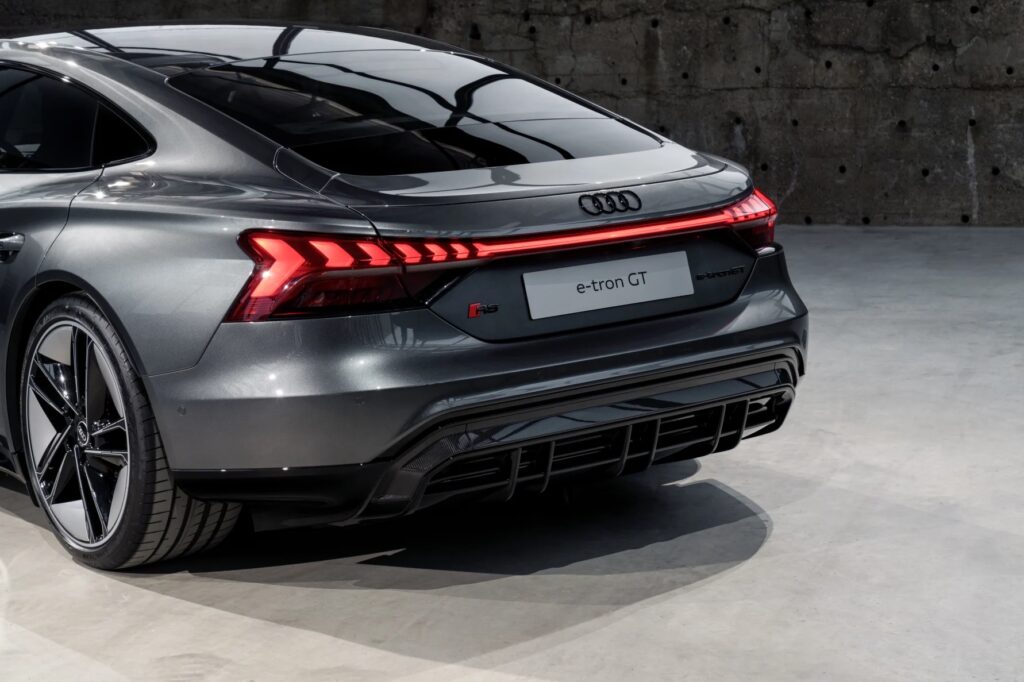 Audi klar med ny topmodel: e-tron GT 4 audi