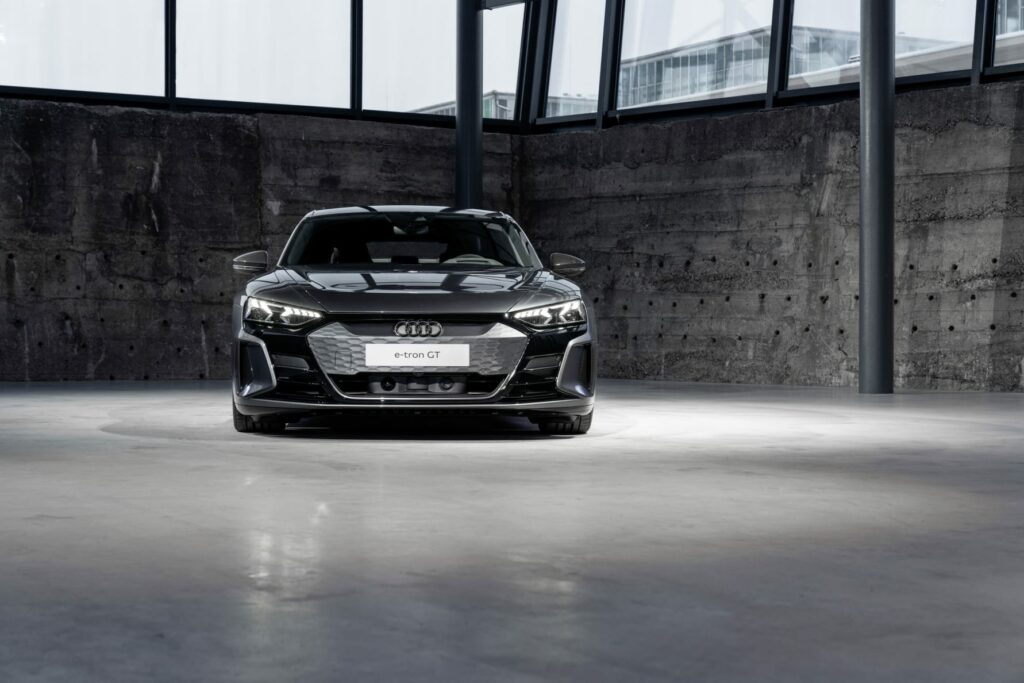 Audi klar med ny topmodel: e-tron GT 2 ymmglmijlkl3wgeno1at 1