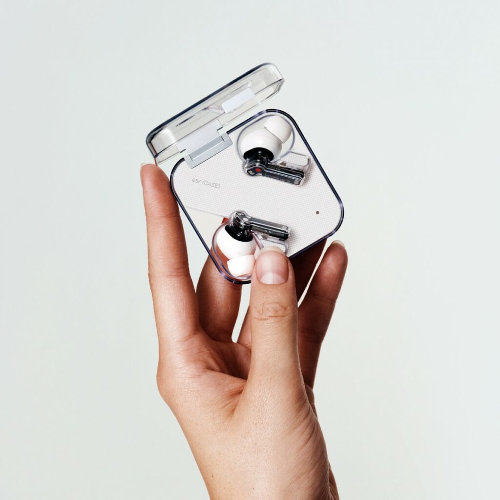 OnePlus medstifter introducerer Nothing Ear (1) 3 Nothing Ear 1 case