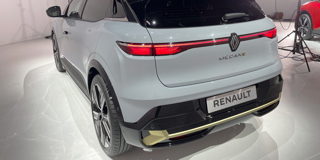 Første kig: Renault Megane E-Tech Electric 3 2021 0906 renault megane 003