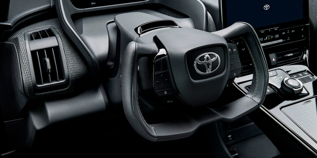 Verdenspremiere på Toyotas første dedikerede elbil 4 Toyota bZ4X