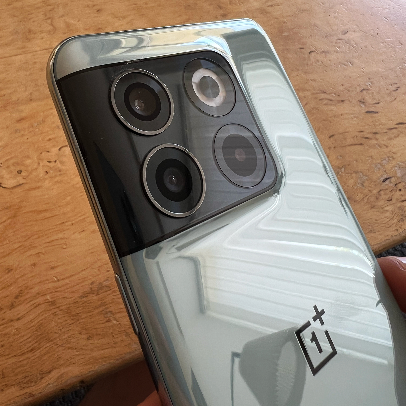 OnePlus 10T anmeldelse – gamermobil med lynhurtig opladning 2 OnePlus 10T