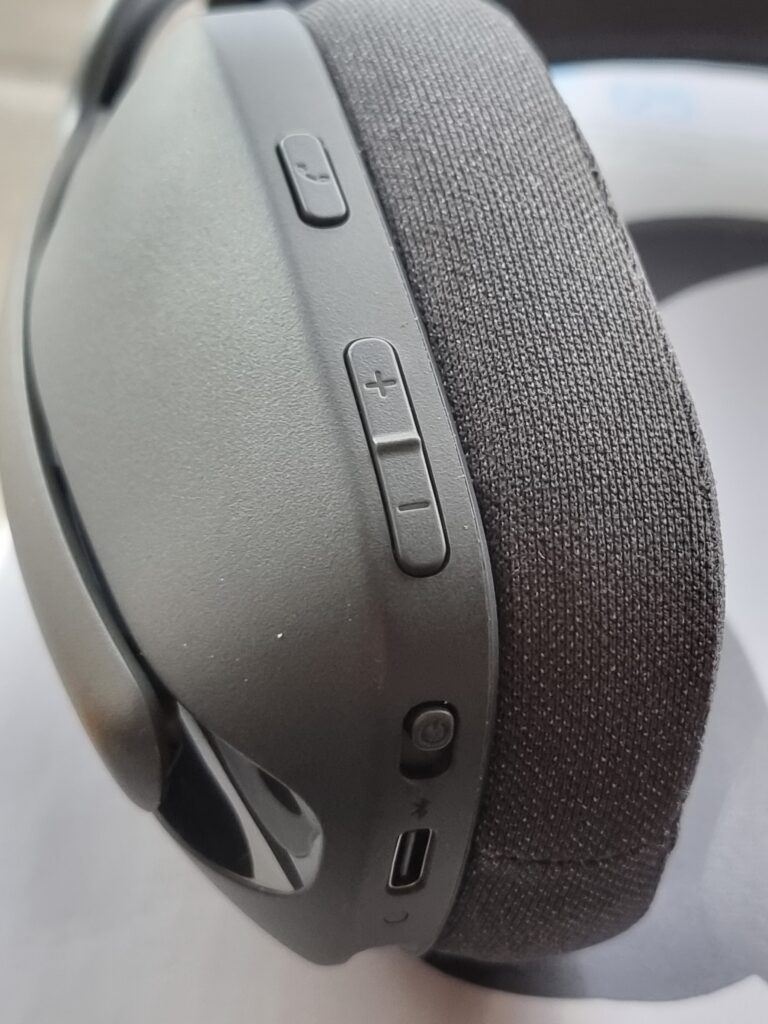 Anmeldelse: Logitech Zone Vibe Wireless 4 20221024 155439