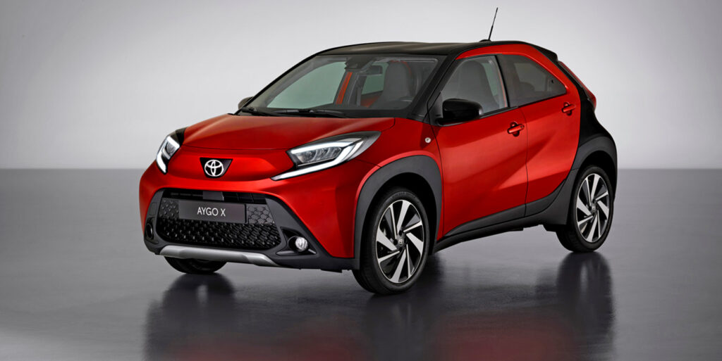 6 rene elbiler i finalen om Årets Bil 2023 i Danmark 4 Toyota Aygo X
