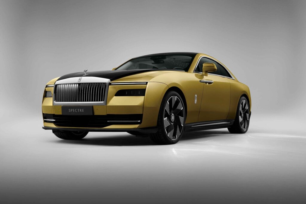 Her er den første elektriske Rolls-Royce 2 P90483589 lowRes