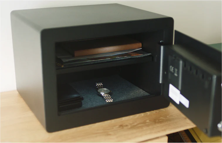 Yale Smart Safe er et stemmestyret pengeskab 2