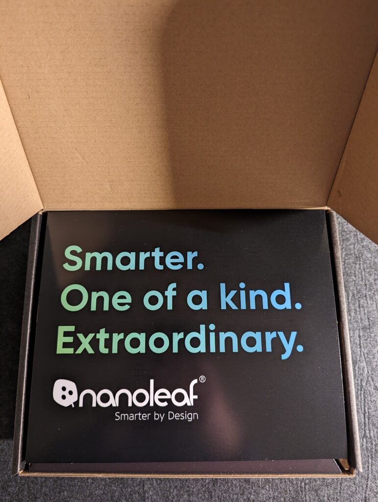 Anmeldelse: Nanoleaf Limited Edition Ultra Black Triangles Smarter Kit 2 PXL 20221122 171555238