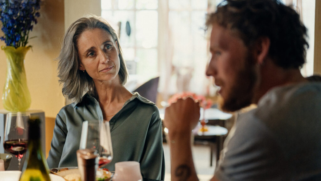 Se popsangeren Christopher i Netflix-filmen A Beautiful Life 4 A BEAUTIFUL LIFE 220524 7202 foto Martin Dam Kristensen