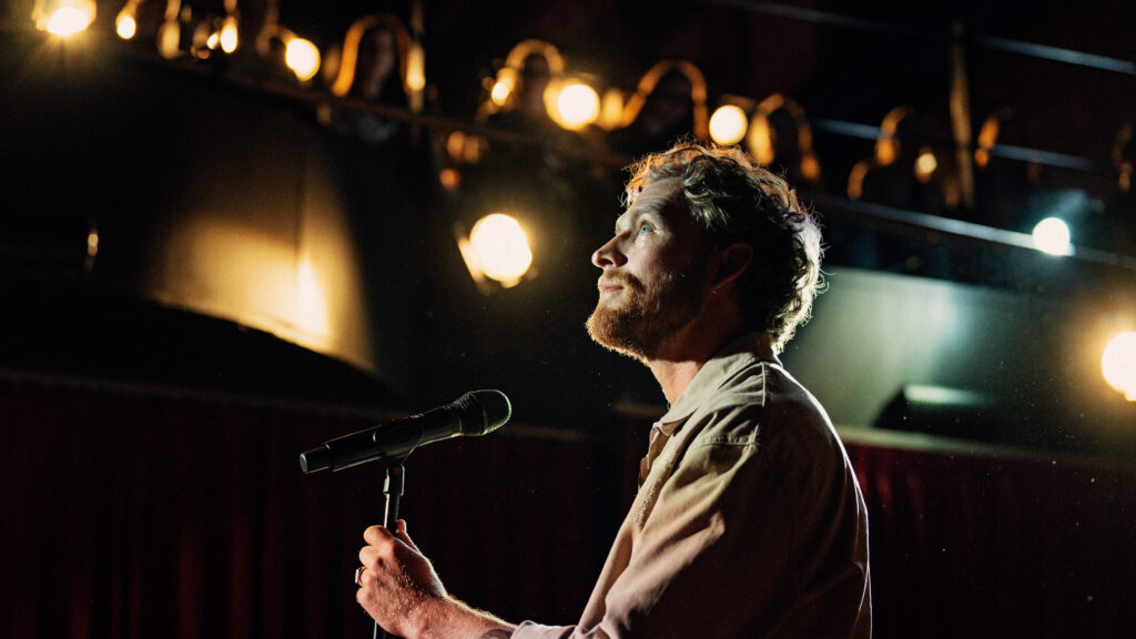 Se popsangeren Christopher i Netflix-filmen A Beautiful Life 3 A BEAUTIFUL LIFE 220622 4947 foto Martin Dam Kristensen