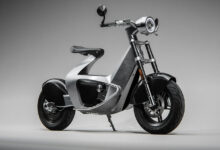 Stillride 1 er foldet af et enkelt stykke stål 4 Stillride 1