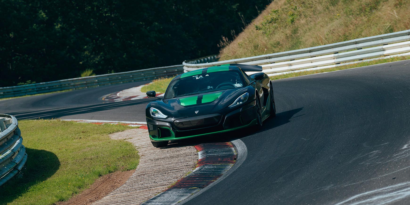 Kroatisk elbil stjæler Teslas verdensrekord på Nürburgring 3 Rimac Nevera