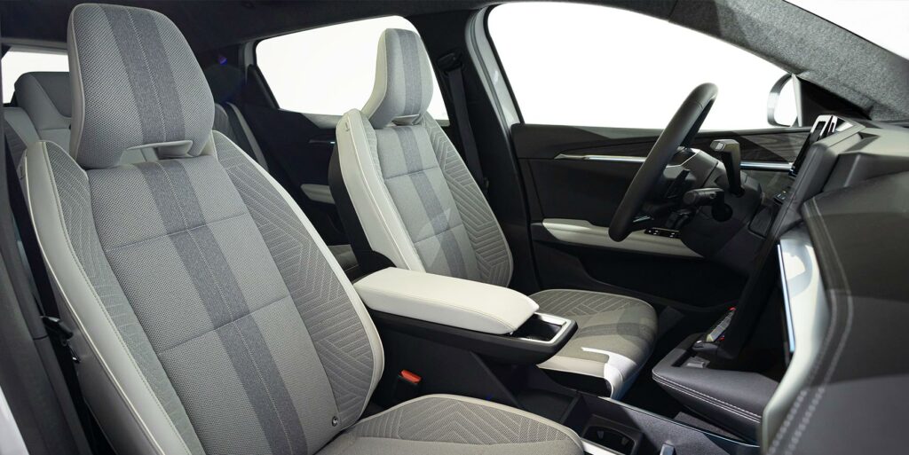 Renault Scenic E-Tech får stort batteri og digitalt panoramatag 9 2023 0904 scenic 012