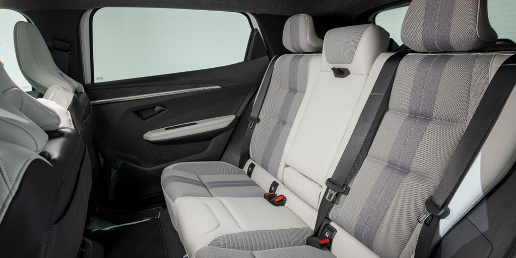 Renault Scenic E-Tech får stort batteri og digitalt panoramatag 10 2023 0904 scenic 013