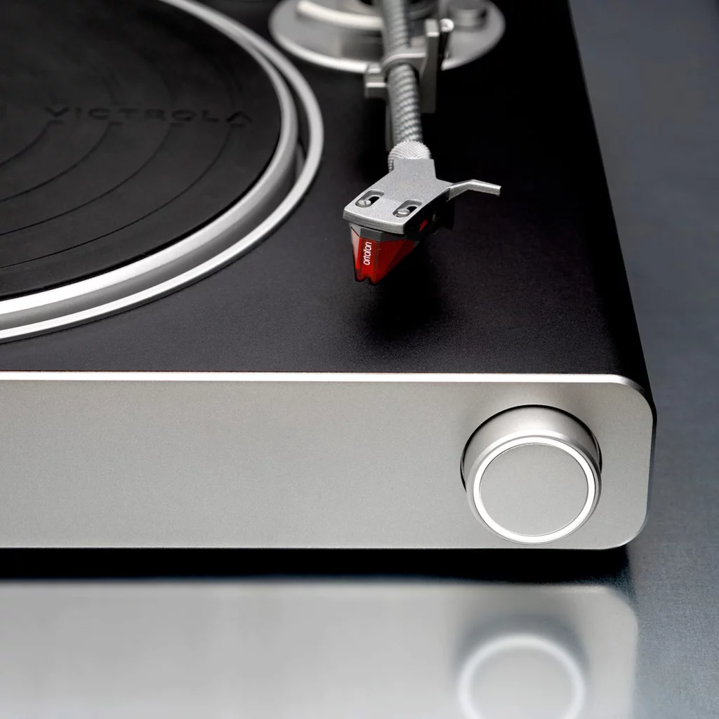 Her er pladespilleren, der kobler sig trådløst på Sonos 3 vicvpt3000si b 2