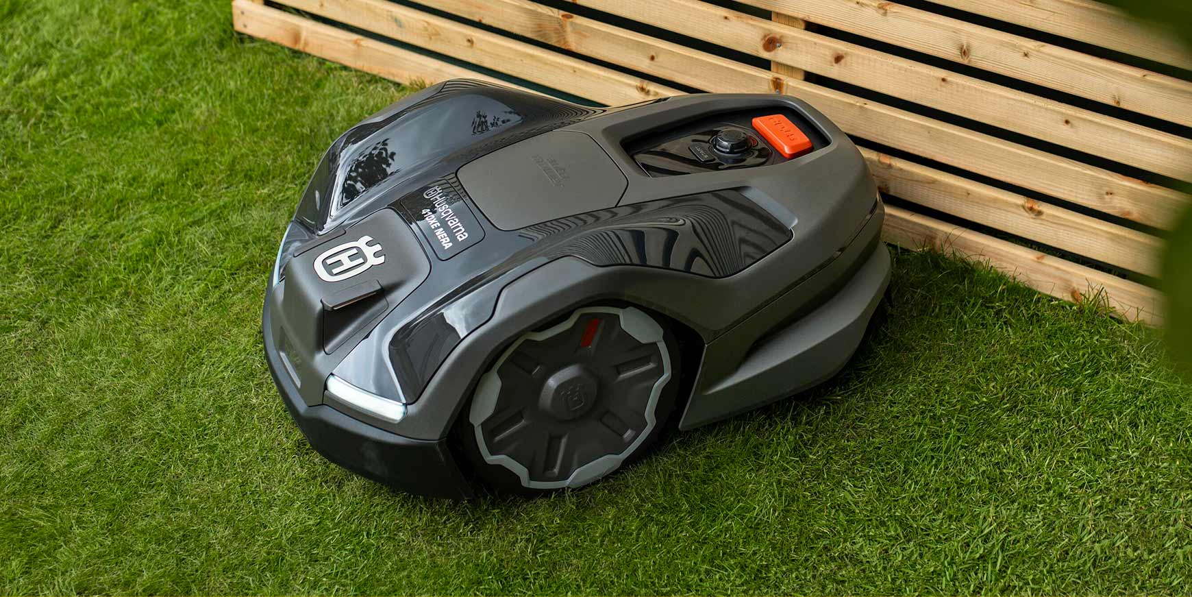 Radarstyret robotplæneklipper klarer også kantklipning 2 Robomow