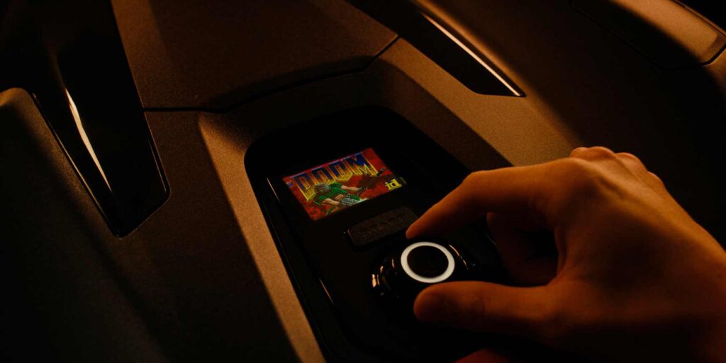 Nu kan du spille Doom - på din robotplæneklipper 2 robotplæneklipper