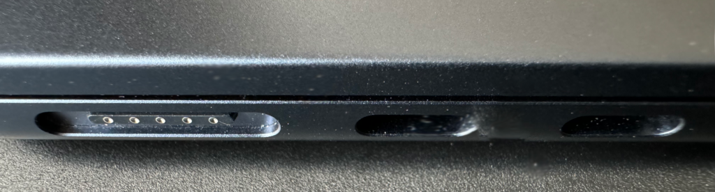 Anmeldelse: Apple MacBook Air 2024 4 forbindelser