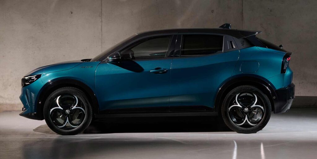 Alfa Romeo klar med konkurrent til Volvo EX30 5 2024 0412 milano 05