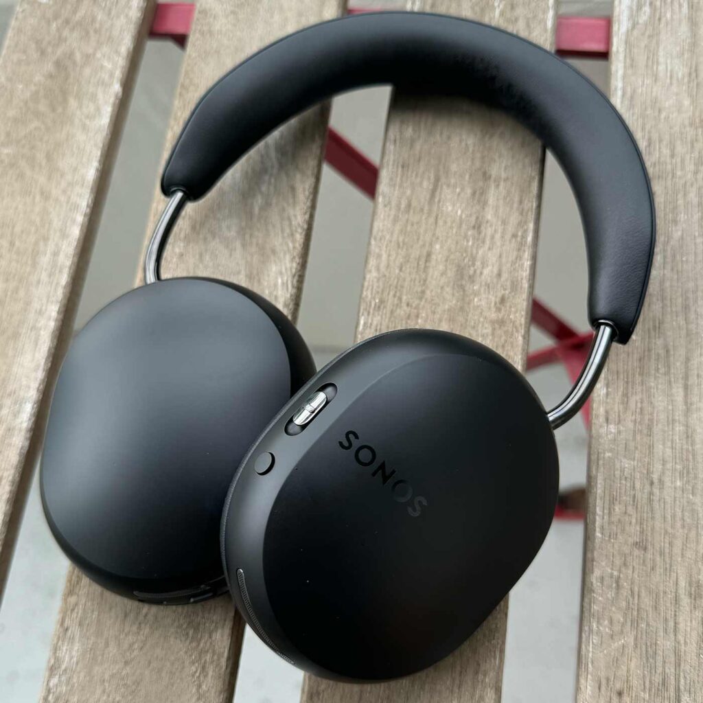 Sonos rammer plet – Sonos Ace anmeldelse 5 2024 0603 sonos ace 006