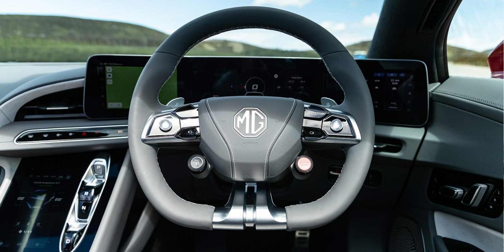 Så kom der dansk pris på MG Cyberster 3 pris på MG Cyberster