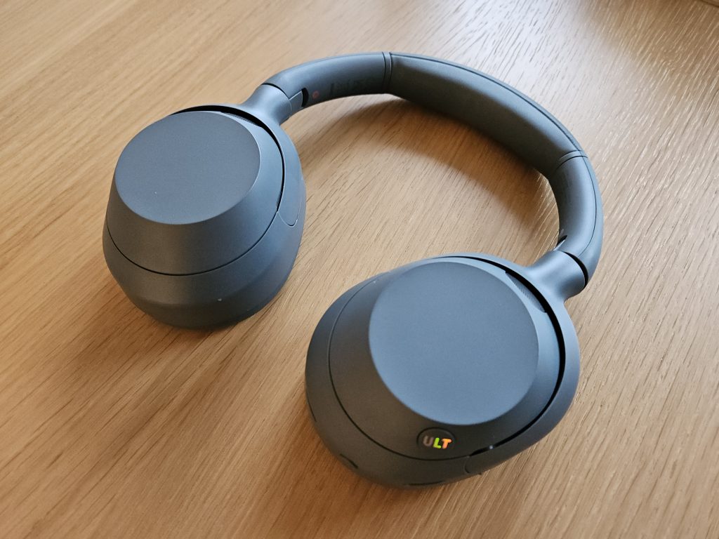 Anmeldelse: Sony ULT Wear 7 Aony ULT Wear graa
