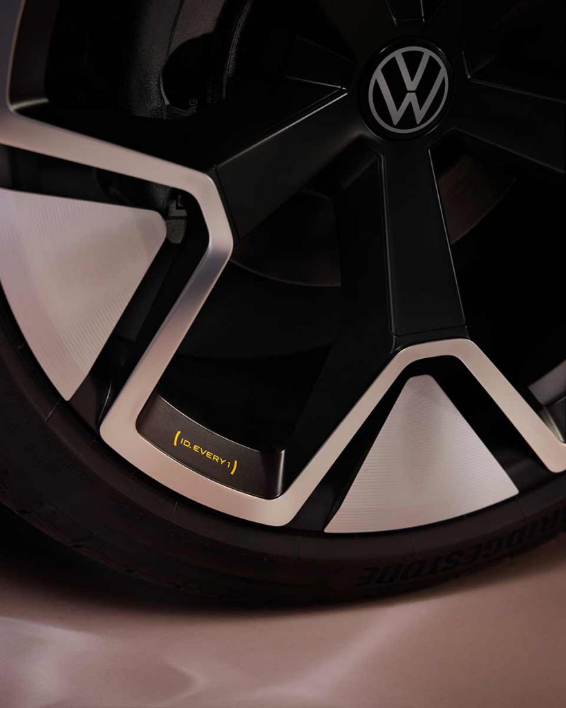 Nye billeder af Volkswagens billigste elbil 4 ID.Every1