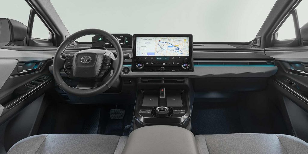 Toyota klar med tredje elbil – lander i Danmark allerede i år 4 2025 0311 toyota chrplus 05