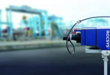 Selvkørende elektrisk lastbil klarer opladningen helt selv – se video af den nye teknologi 2 Elektrisk lastbil oplader