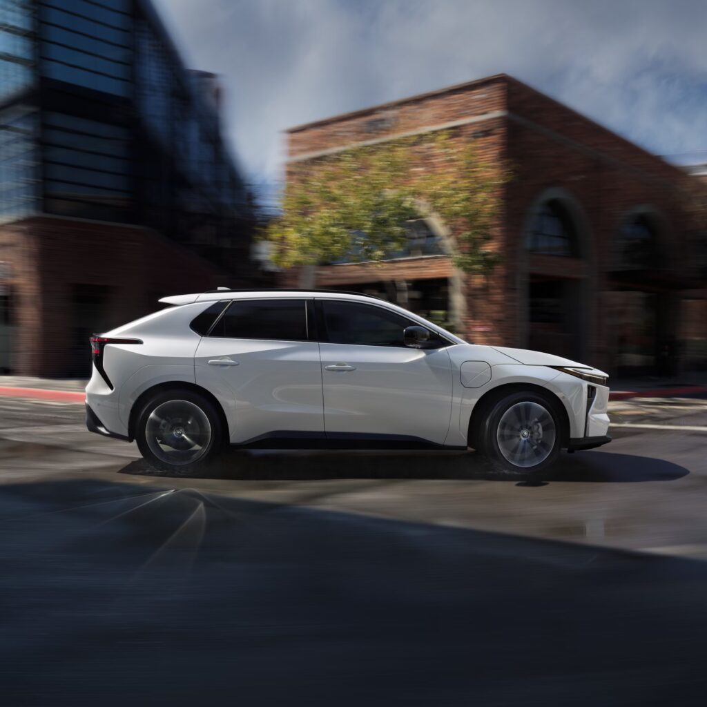 2026 Toyota bZ: Mere rækkevidde, nyt navn og bedre teknologi 4 BZ4 MY26 0007 V001 1x1.png 1