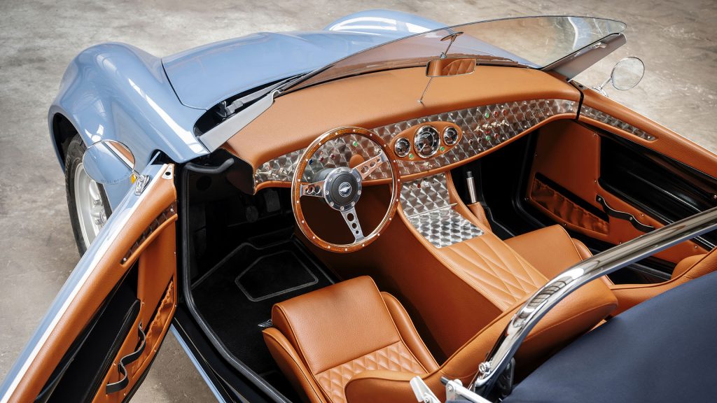 Hollandske Carice Cars snart klar med letvægts elbil i retrodesign 4 CariceTC2 interior overview left Wsfhd