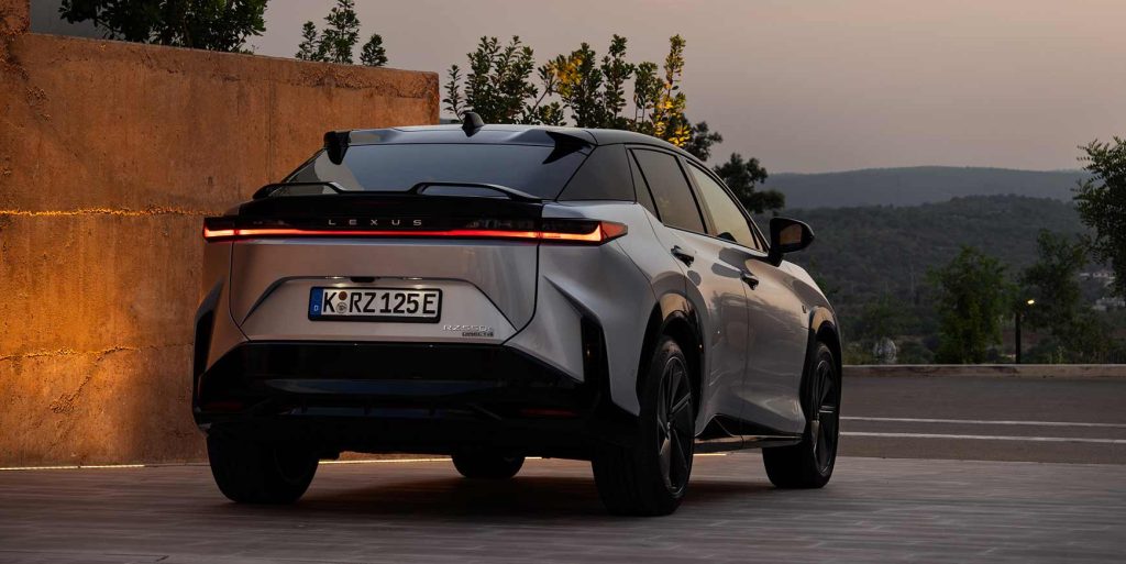 Lexus RZ får manuelle gear og motorlyd 2 lexus rz