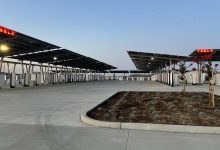 Her driver Tesla 84 lynladere uden forbindelse til elnettet 6 tesla