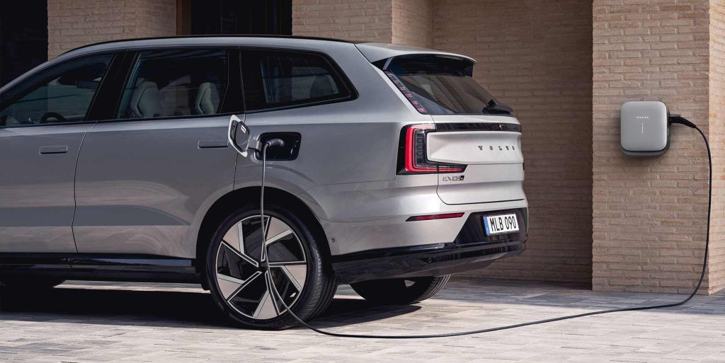Nu får Volvo EX90 800 volt – og lynhurtig opladning 2 EX90