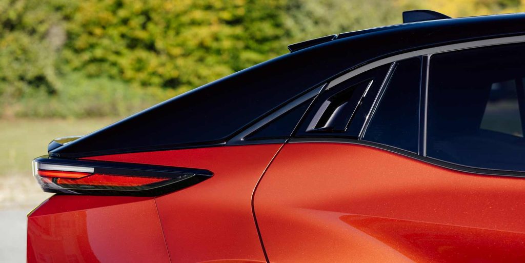 Prøvekørt: Toyota C-HR+ – har Elroq mødt sin overmand? 5 2025 1015 toyota chr 004