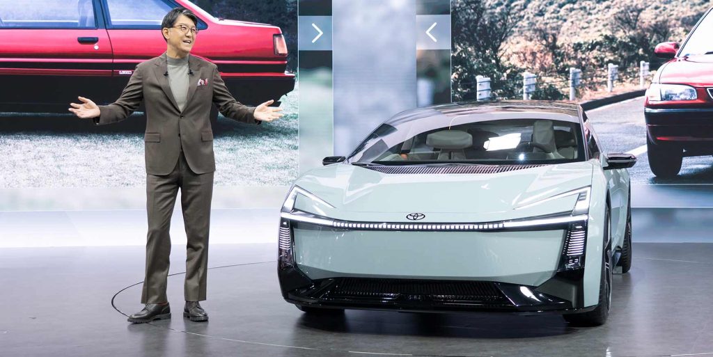 Toyota genopliver Corolla som elbil – og den ser vild ud 2 Corolla