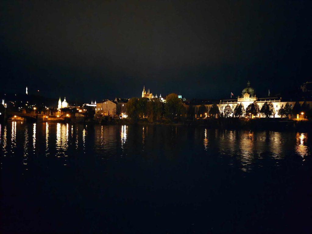 TEST: OnePlus 15 13 2025 1114 oneplus15 2