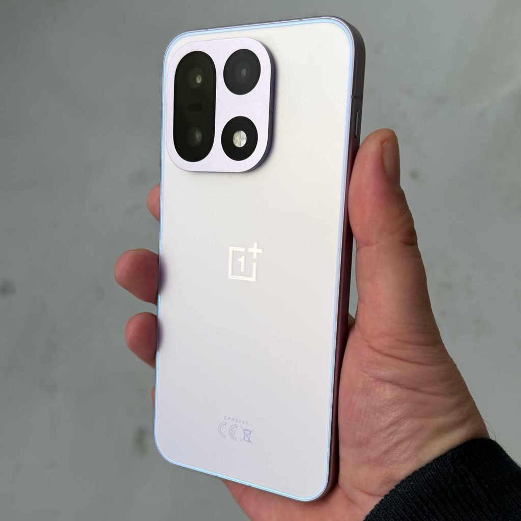 TEST: OnePlus 15 6 2025 1114 oneplus 15 002