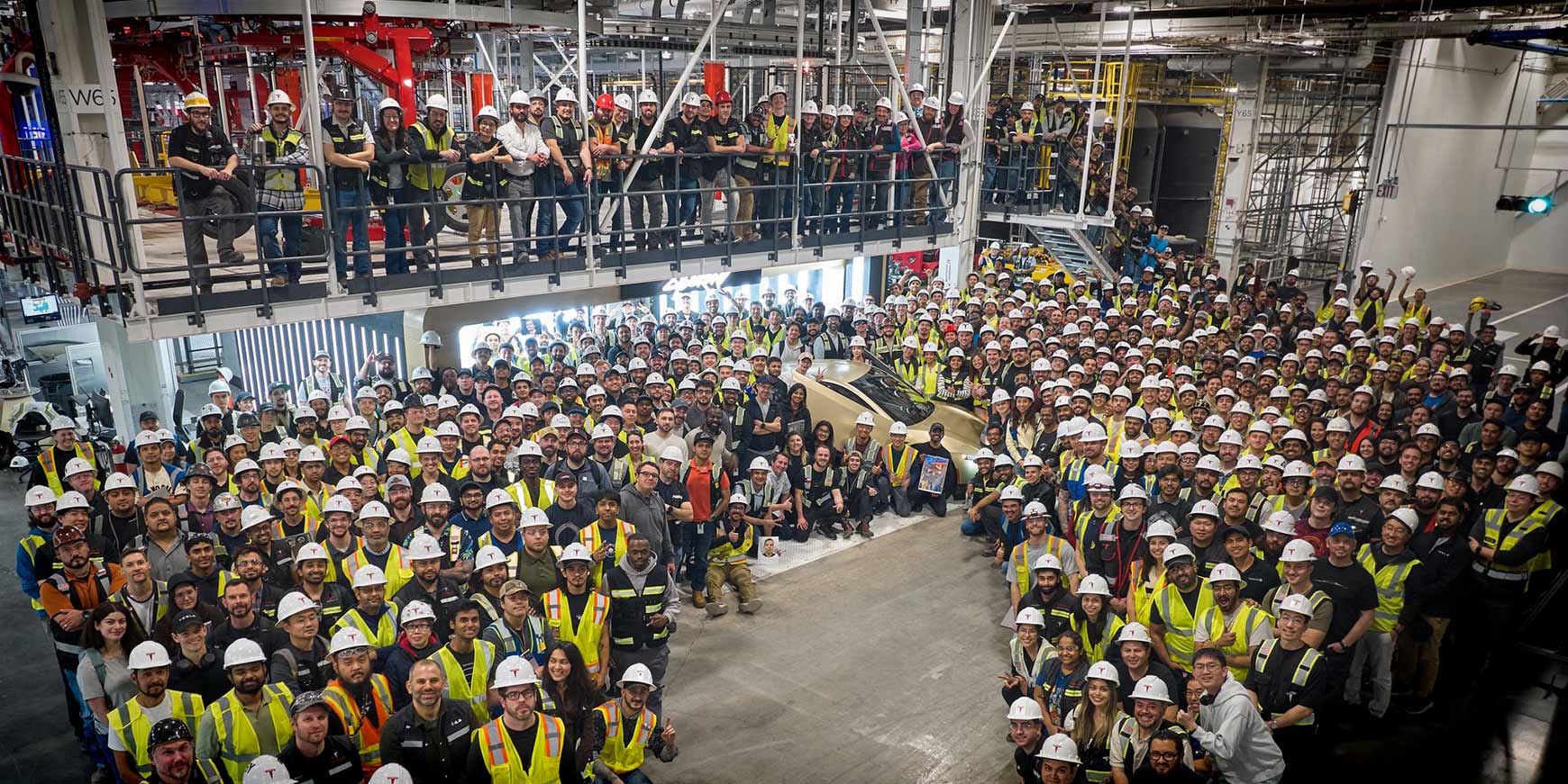 Tesla har bygget den første Cybercab 1 Cybercab