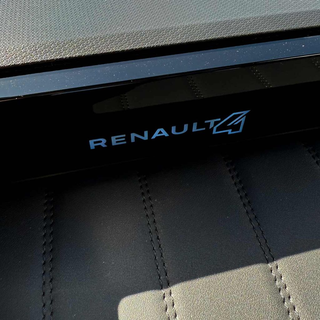 TEST: Renault 4 E-Tech 4 2026 0221 r4 003
