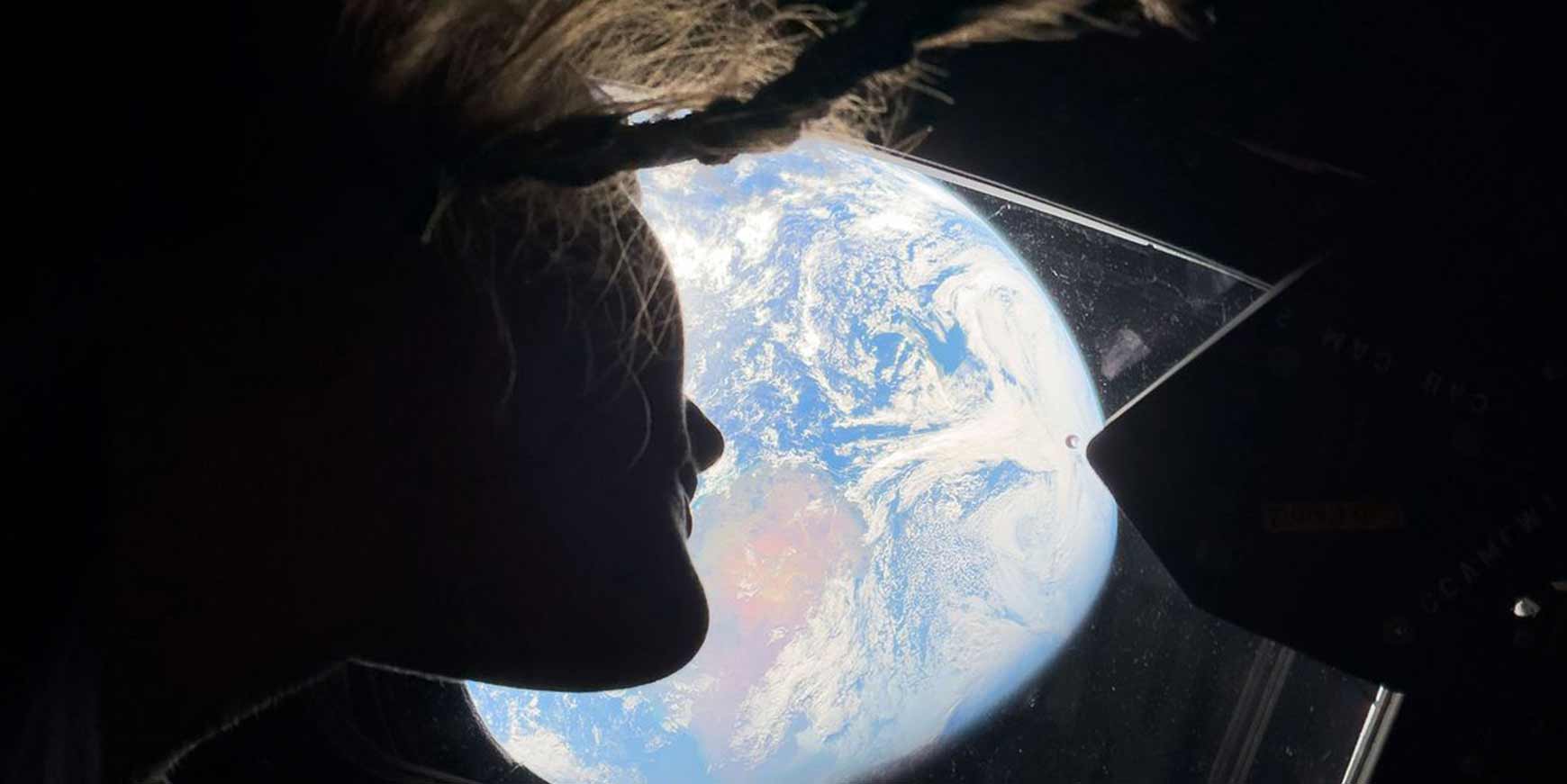 iPhone 17 Pro Max er med rundt om Månen 6 iPhone 17 pro